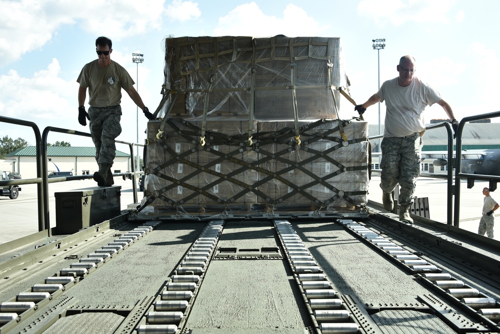 Loading Cargo on C-17 Globemaster III