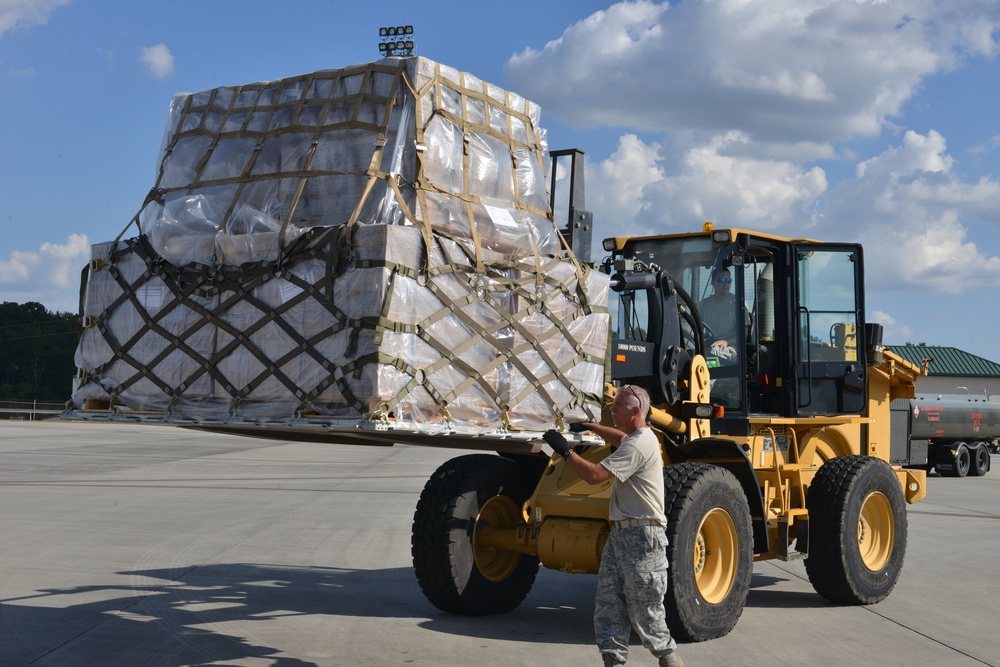 Loading Cargo on C-17 Globemaster III