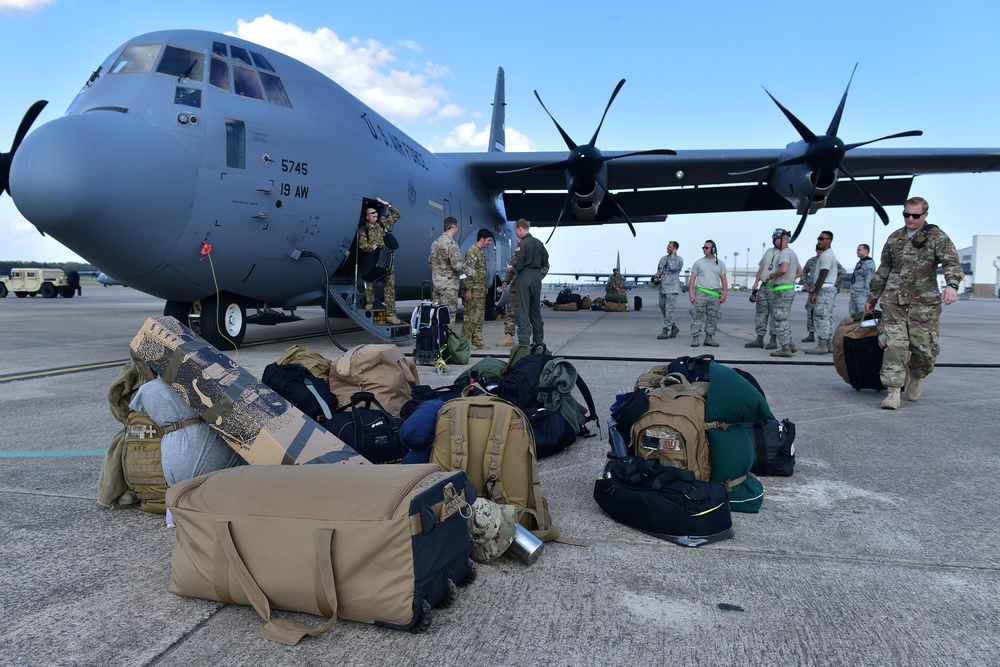 41st Airlift Squadron Returns