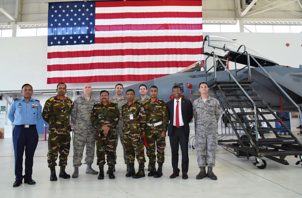 Portland Air National Guard base host Bangladesh Military tour