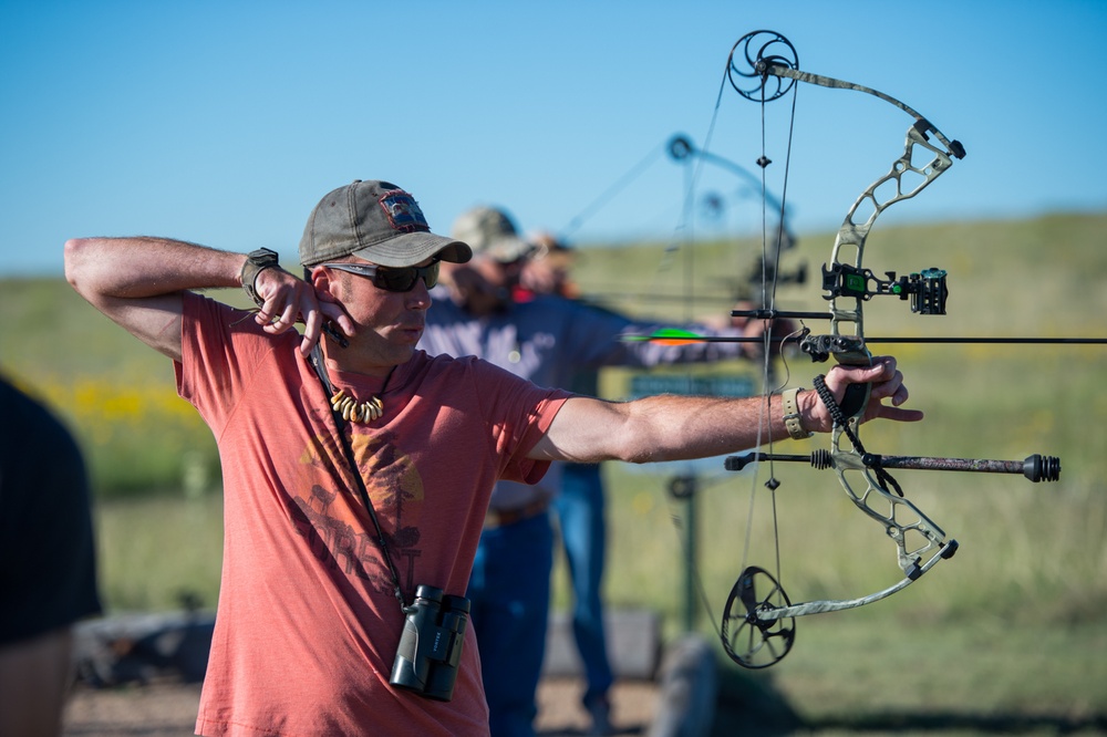 Rowland shoots to win