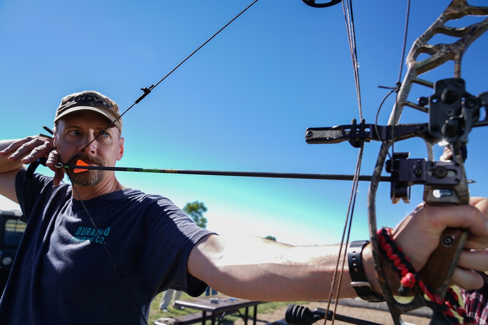 Rowland shoots to win