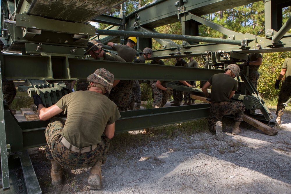 Command and construct: 8th ESB conducts bridge commanders course