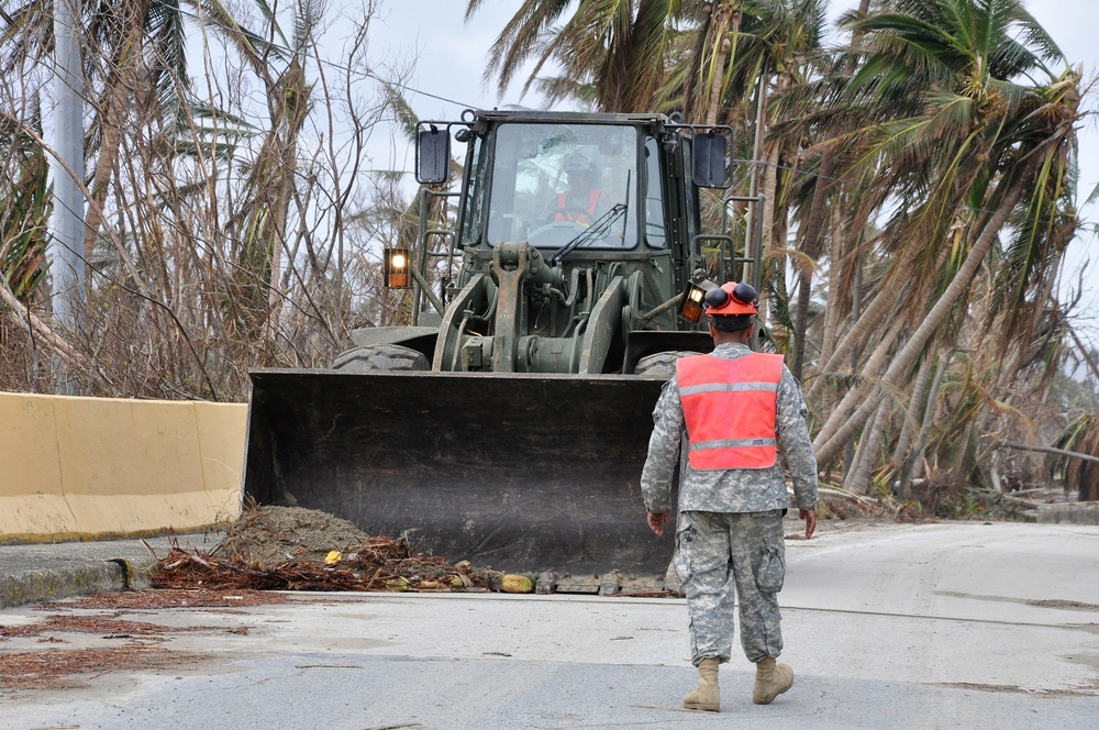PRNG Goes on Road Clearing Mission after Hurricane Maria