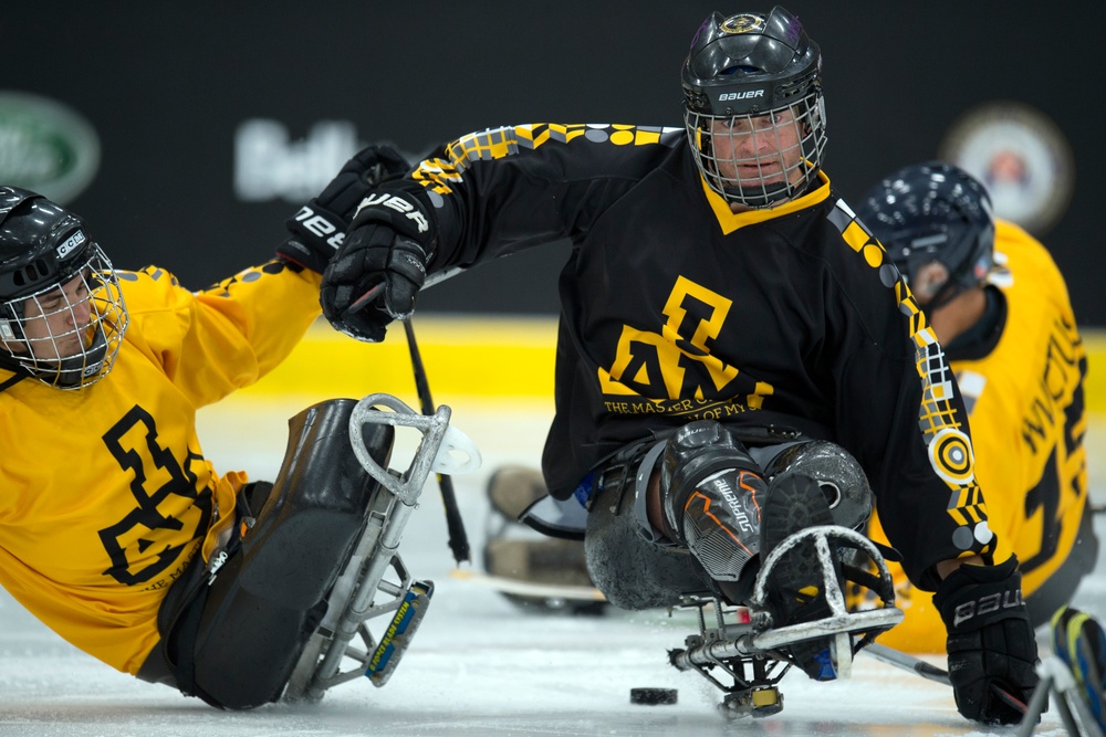 Sledge Hockey Premieres at the Toronto Invictus Games