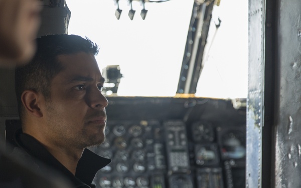 NCIS cast members hit the MCAS Miramar runway