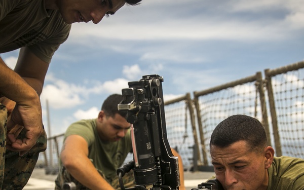 Gunners course aboard USS Pearl Harbor (LSD 52)