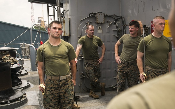 Corporals course aboard USS Pearl Harbor (LSD 52)