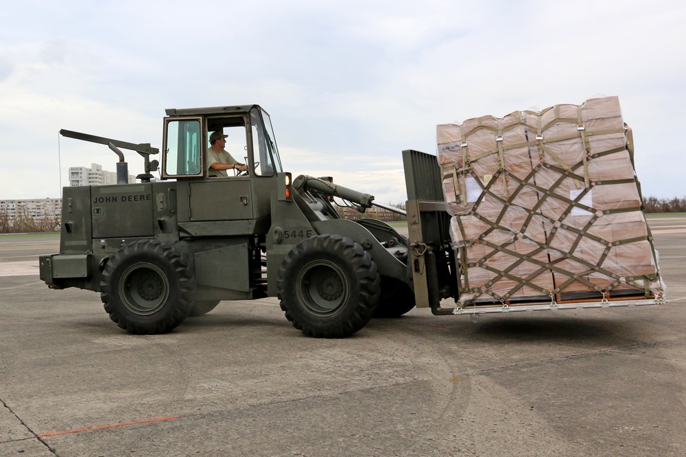 1st MSC assist FEMA with food, water distribution in Puerto Rico