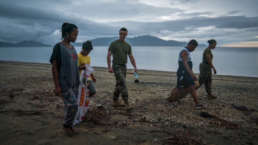 AFP, US, clean up Cuaresma Beach in the Philippines