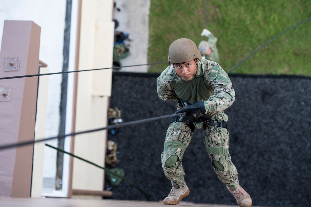 EODMU-5 HRST Training