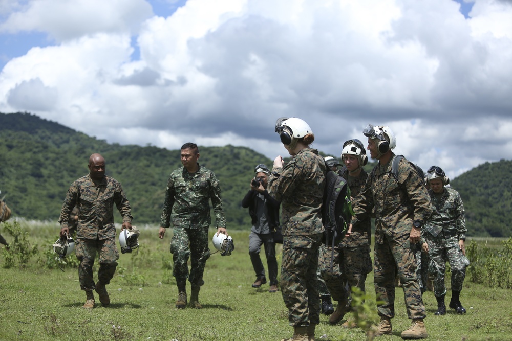 Osprey lands at Colonel Ernesto P. Ravina Air Base
