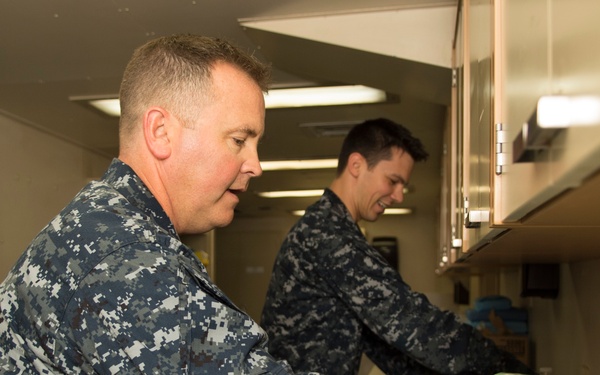 USNS Comfort (T-AH 20)