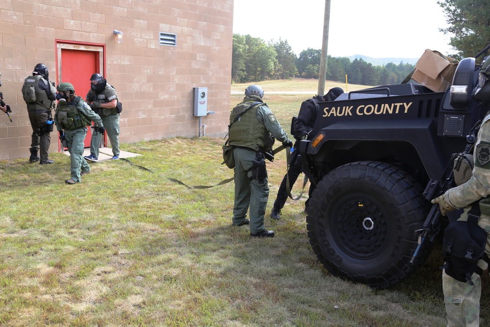 Multiple law-enforcement agencies train at Fort McCoy’s CACTF