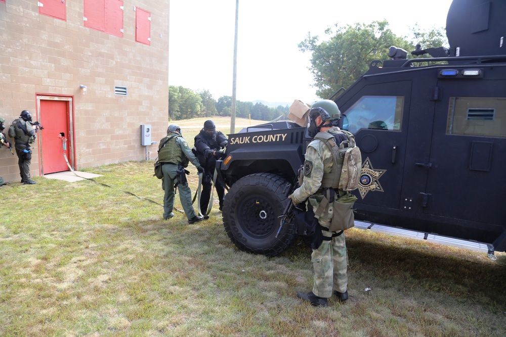 Multiple law-enforcement agencies train at Fort McCoy’s CACTF