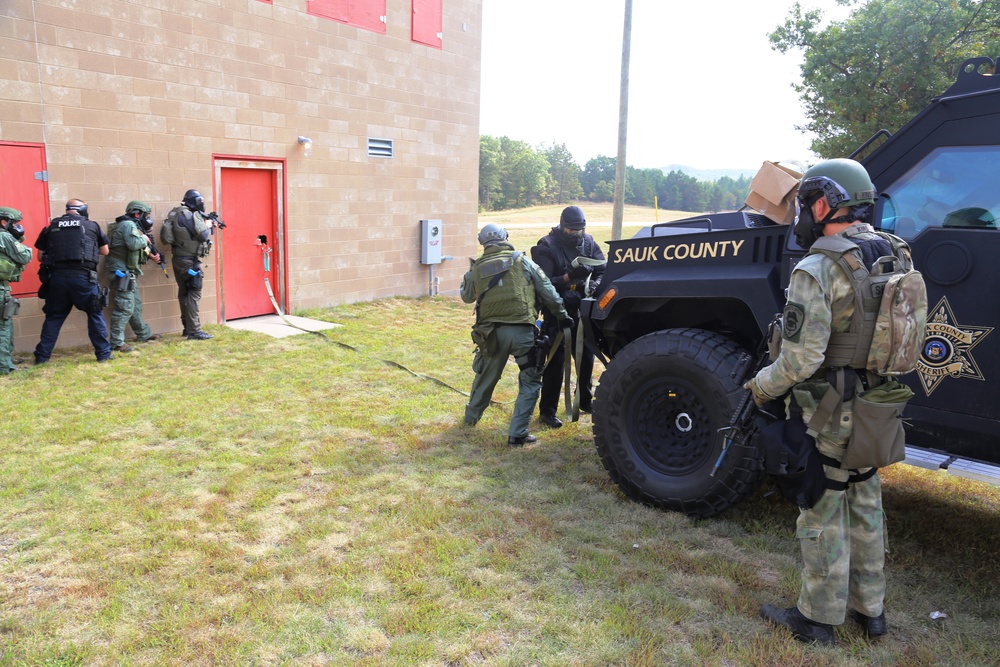 Multiple law-enforcement agencies train at Fort McCoy’s CACTF