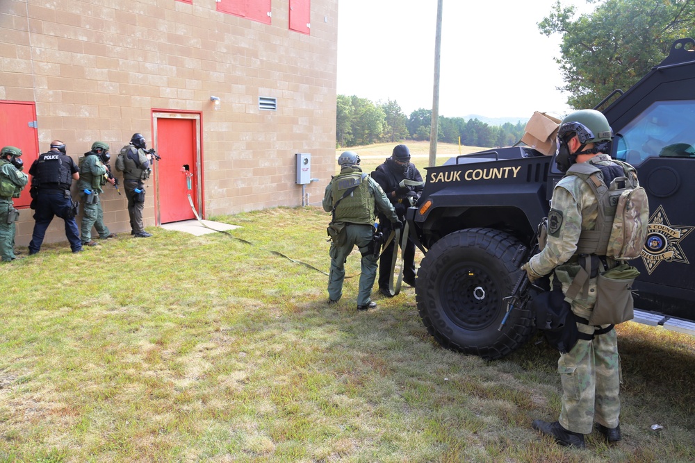 Multiple law-enforcement agencies train at Fort McCoy’s CACTF