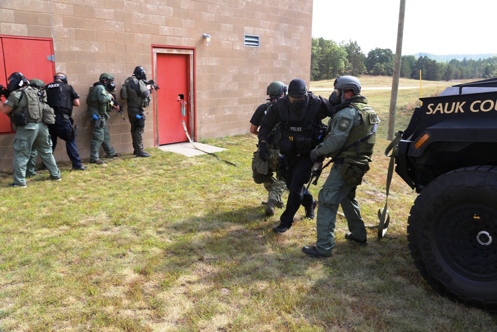 Multiple law-enforcement agencies train at Fort McCoy’s CACTF