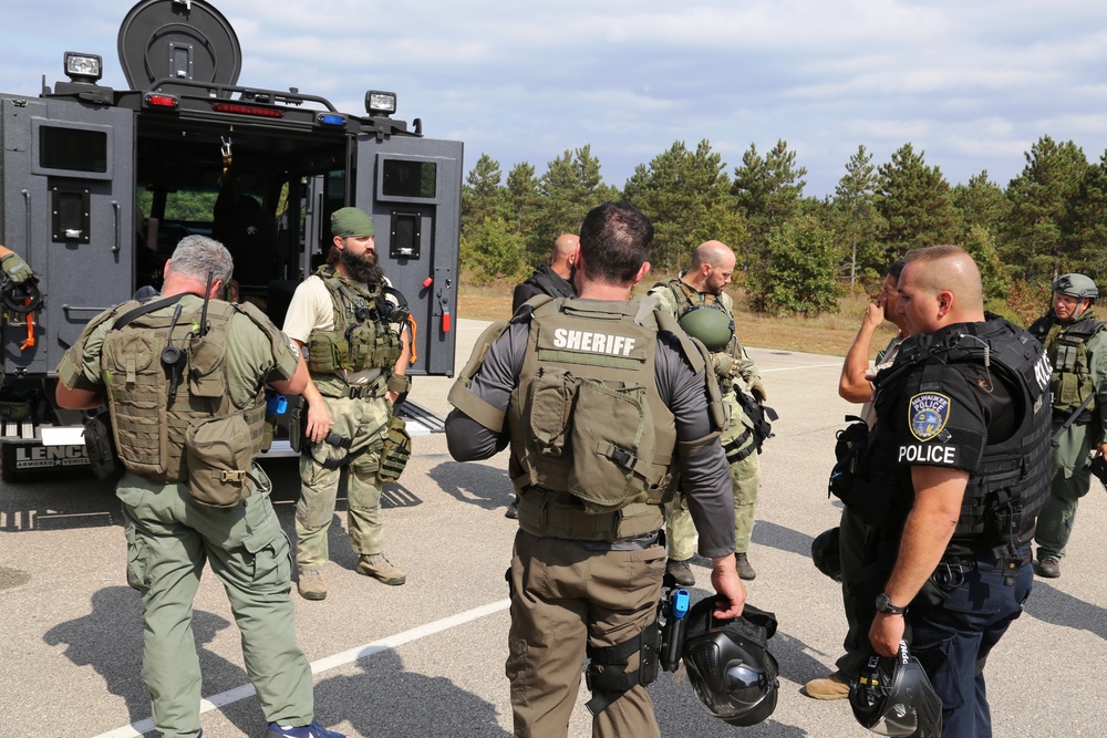 Dvids Images Multiple Law Enforcement Agencies Train At Fort Mccoy