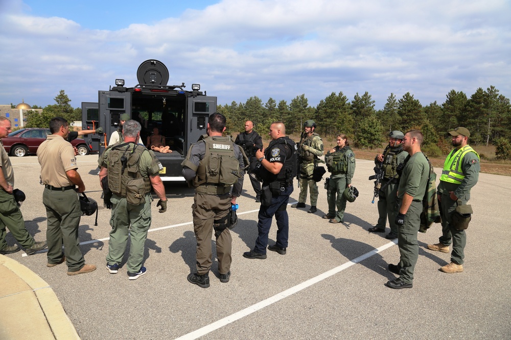 DVIDS - Images - Multiple law-enforcement agencies train at Fort McCoy ...