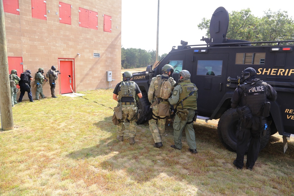 Multiple law-enforcement agencies train at Fort McCoy’s CACTF