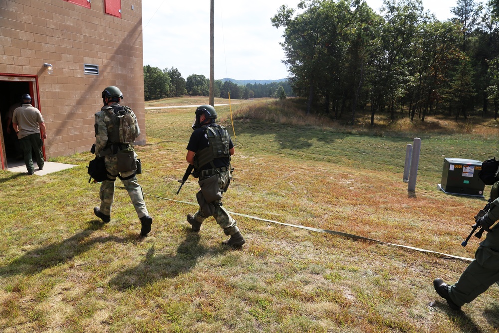 Multiple law-enforcement agencies train at Fort McCoy’s CACTF