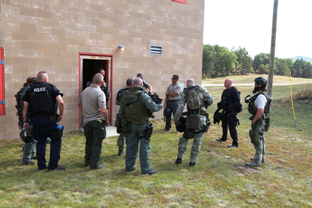 Multiple law-enforcement agencies train at Fort McCoy’s CACTF