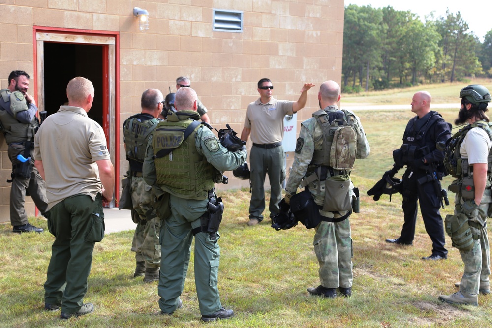 Multiple law-enforcement agencies train at Fort McCoy’s CACTF