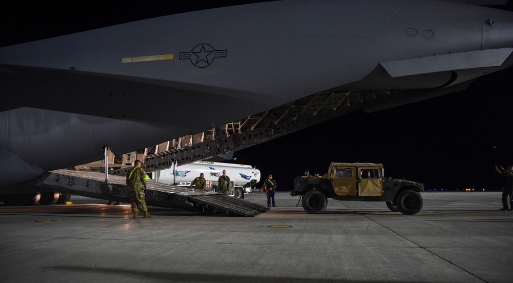 Joint effort delivers relief cargo to Puerto Rico