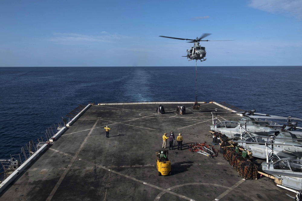 USS San Diego (LPD 22) UH-1Y Venom Conducts Vertical Replenishment