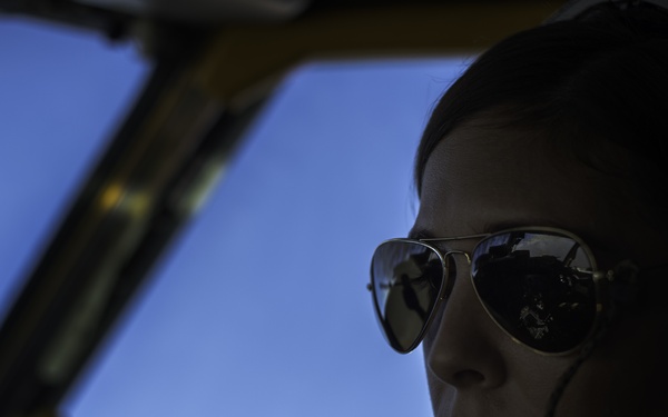 340th EARS refuel F/A-18s