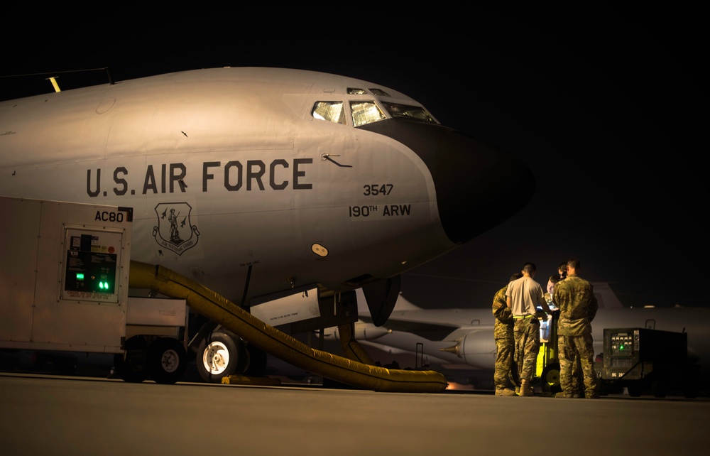 340th EARS refuel E-3s