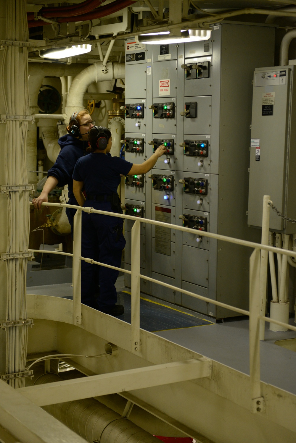 Salt and Swabby Inklings: To cover a rose with a lotus – FN Candida Imhoff