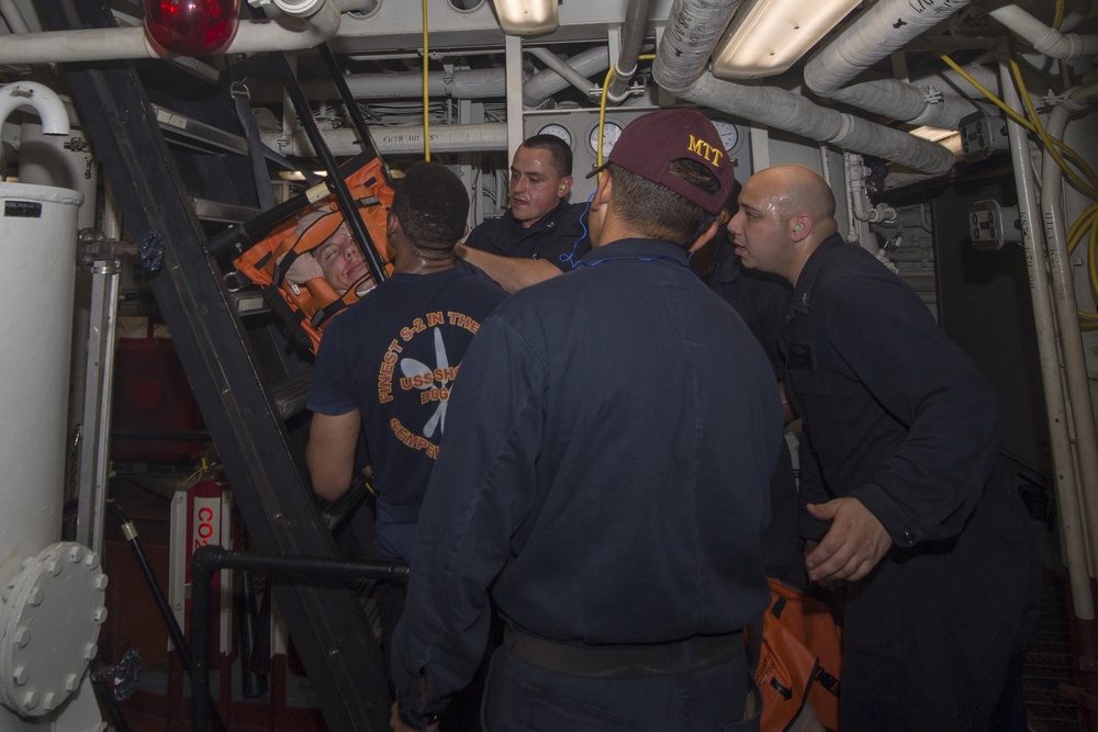 USS Shoup Medical Training Team drill