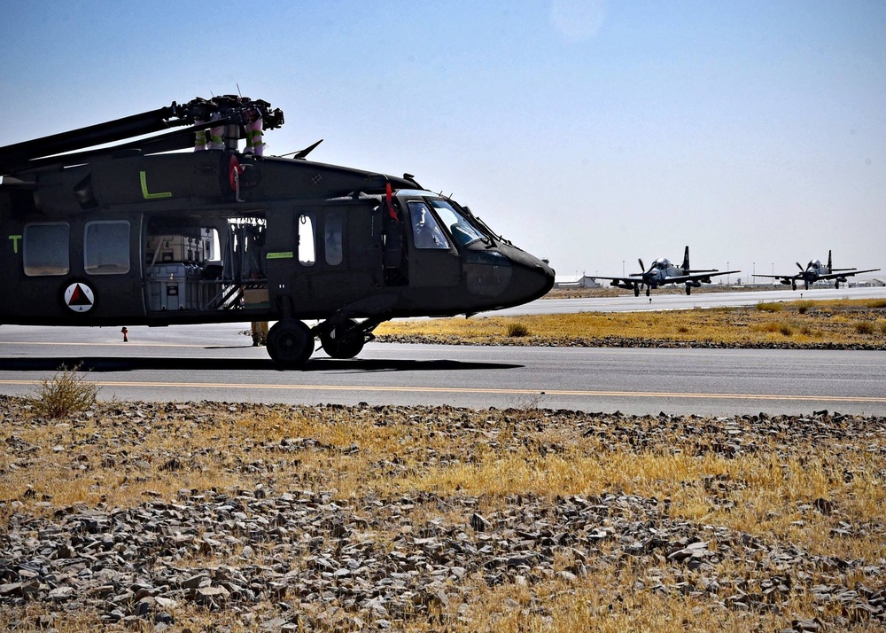 UH-60 Unload