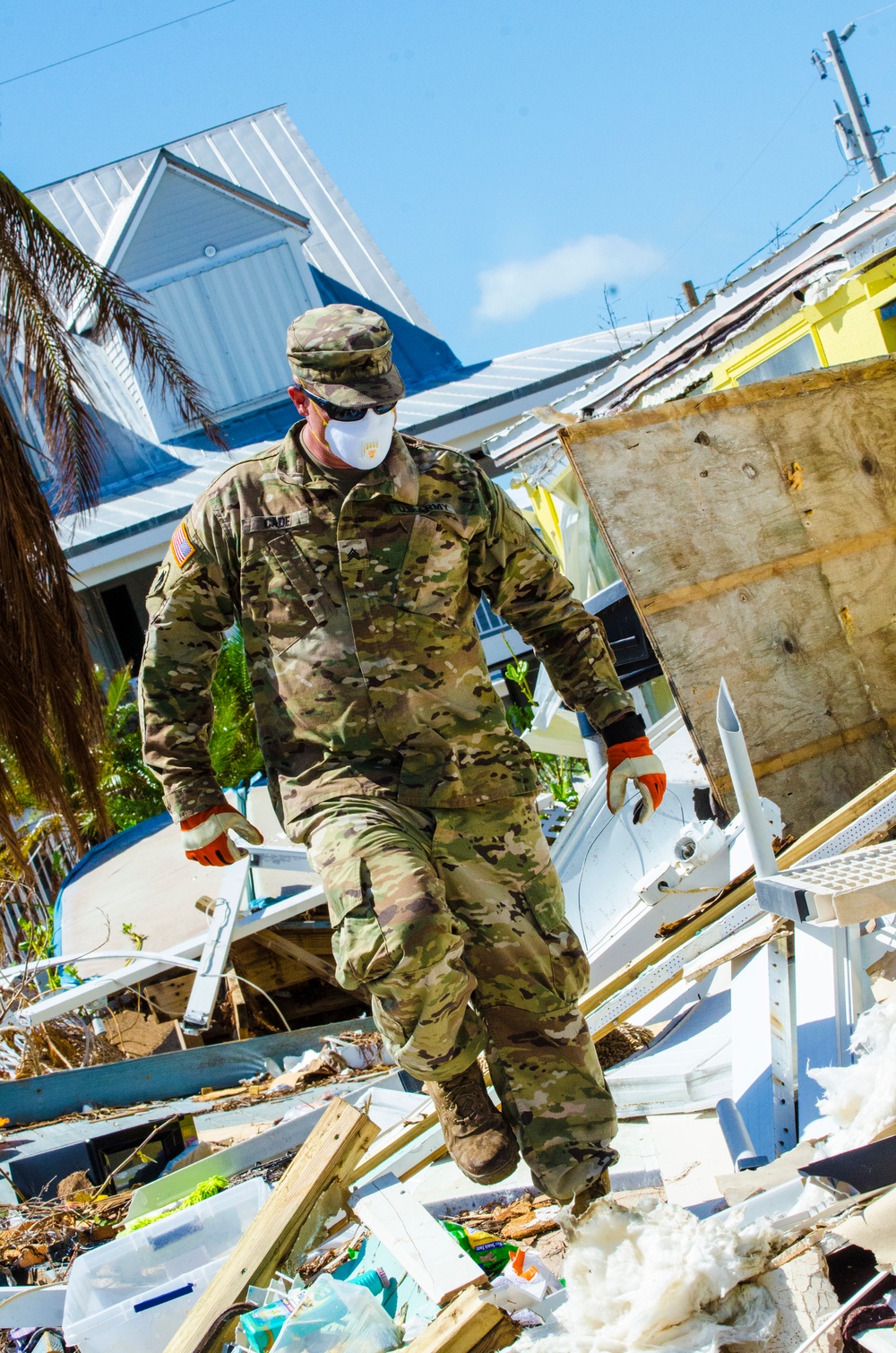 753rd Brigade Engineer Battalion cleans up homes in Big Pine Key