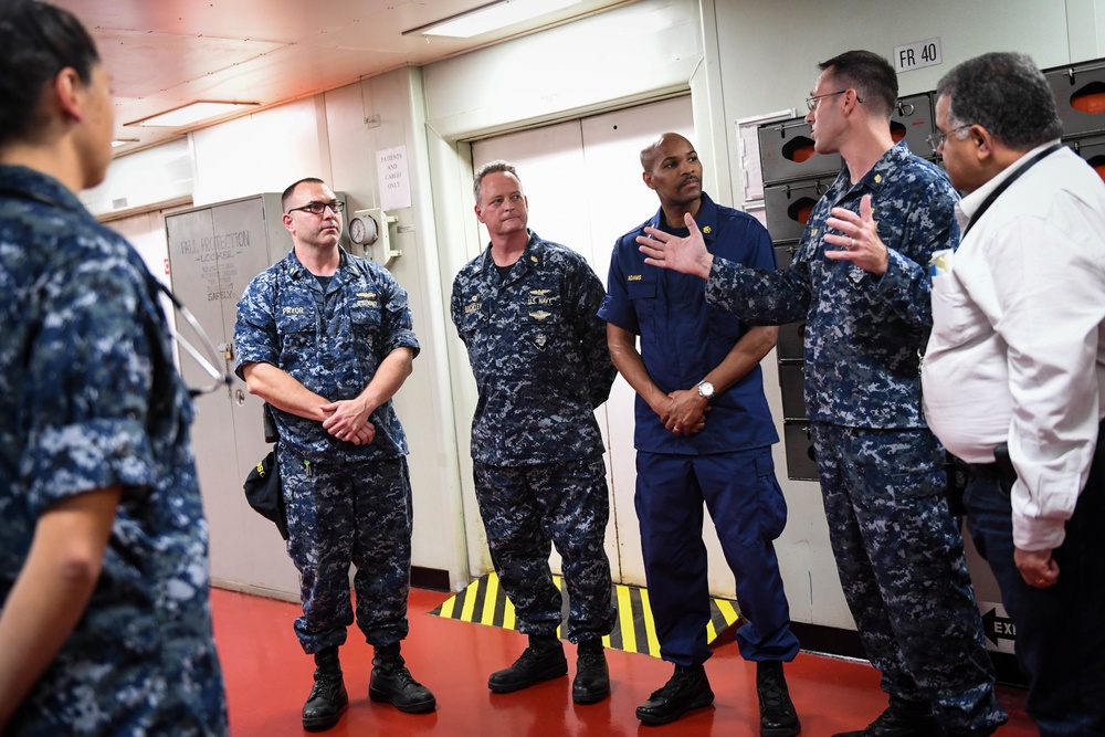 USNS Comfort Holds Medical Summit in Puerto Rico