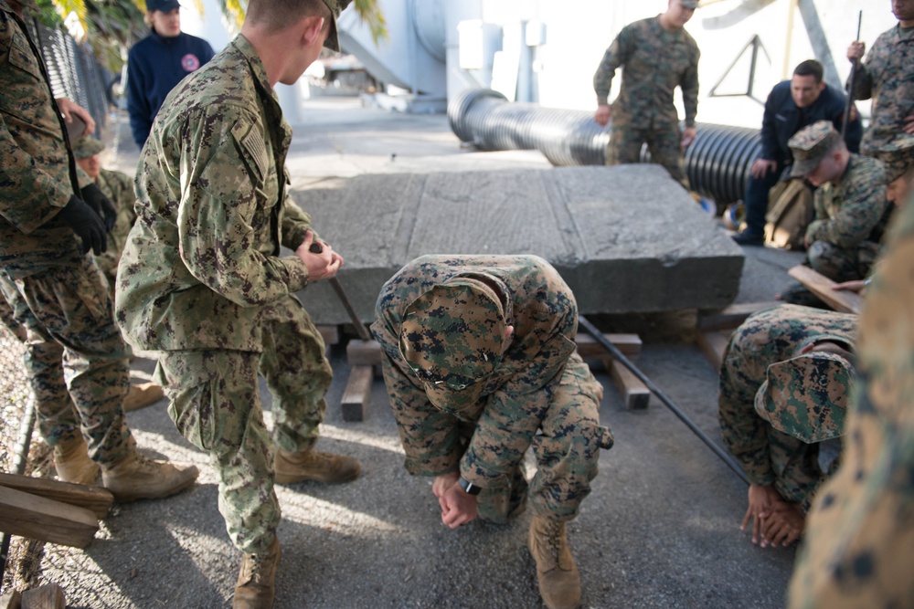 Marines, Sailors Participate in Search and Rescue Training