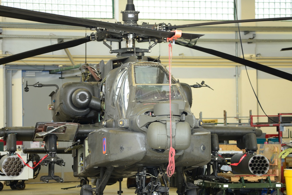 AH-64 Apache Phase Maintenance