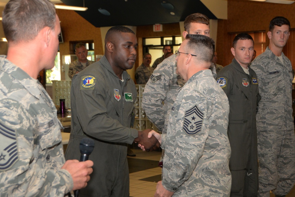 NORAD and USNORTHCOM Chief Hutchison visits 106th Rescue Wing