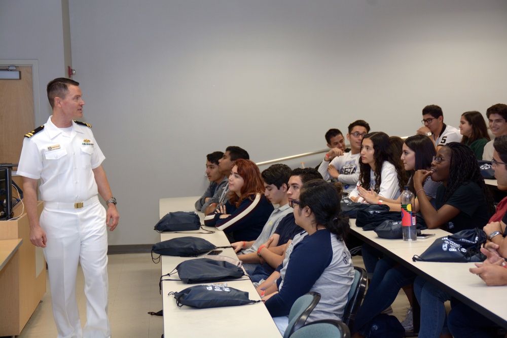 Navy hosts Student Leadership Day Sessions at HESTEC 2017