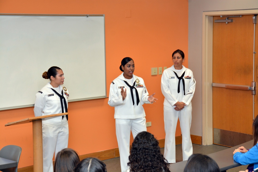 Navy hosts Latina Day Sessions at HESTEC 2017