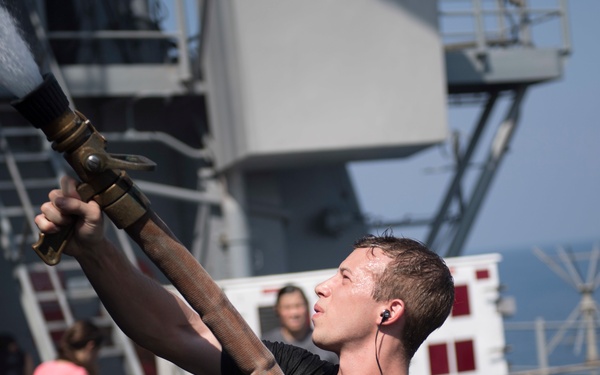 USS Lake Erie (CG 70) fresh water wash down