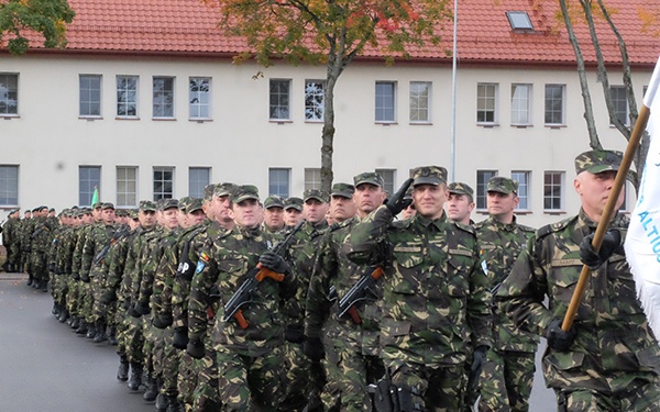 Battle Group Poland Romanian Change Of Responsibility