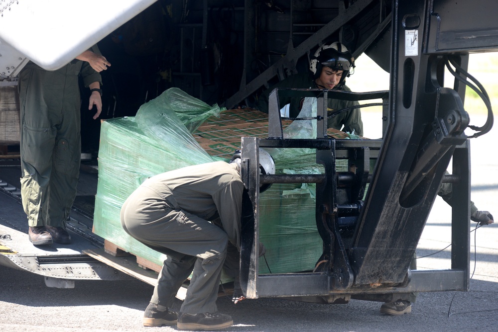 Food &amp; Water being delivered to Vieques Municipality