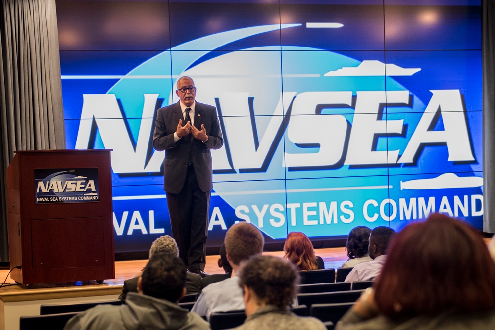 OCHR Director Speaks at NAVSEA Hispanic Heritage Event