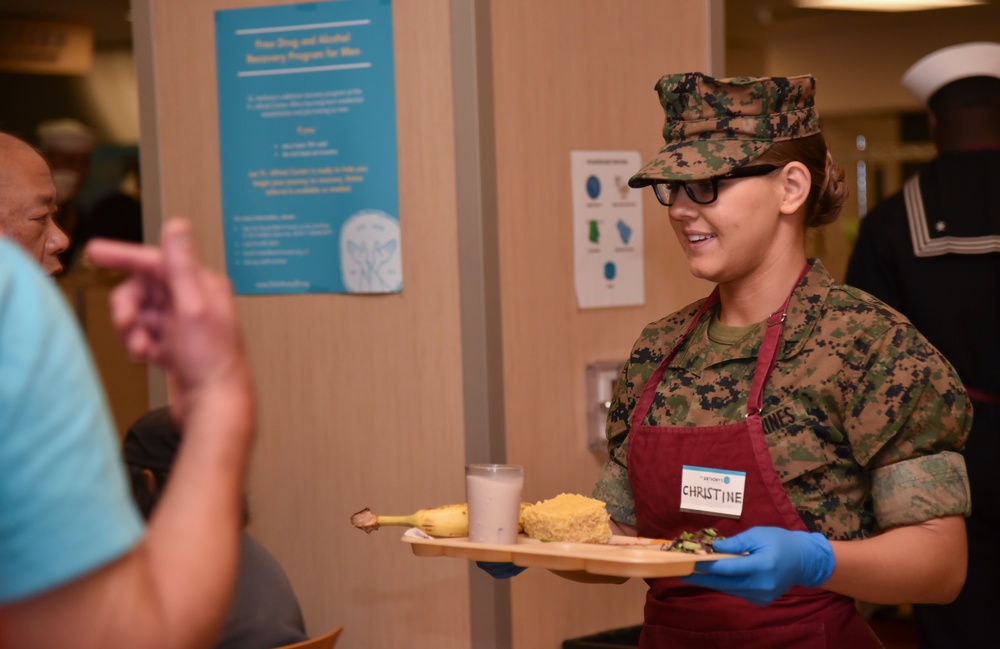Sailors and Marines Volunteer at St. Anthony’s Kitchen
