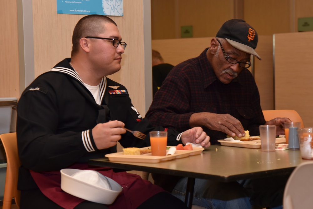 Sailors and Marines Volunteer at St. Anthony’s Kitchen