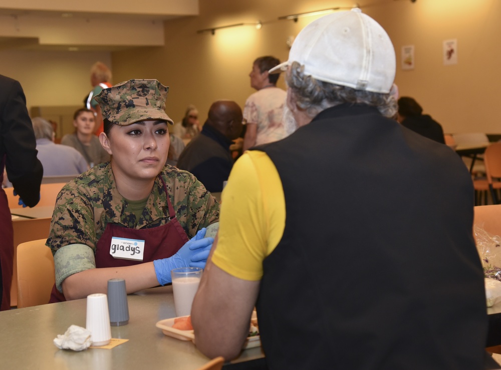 Sailors and Marines Volunteer at St. Anthony’s Kitchen
