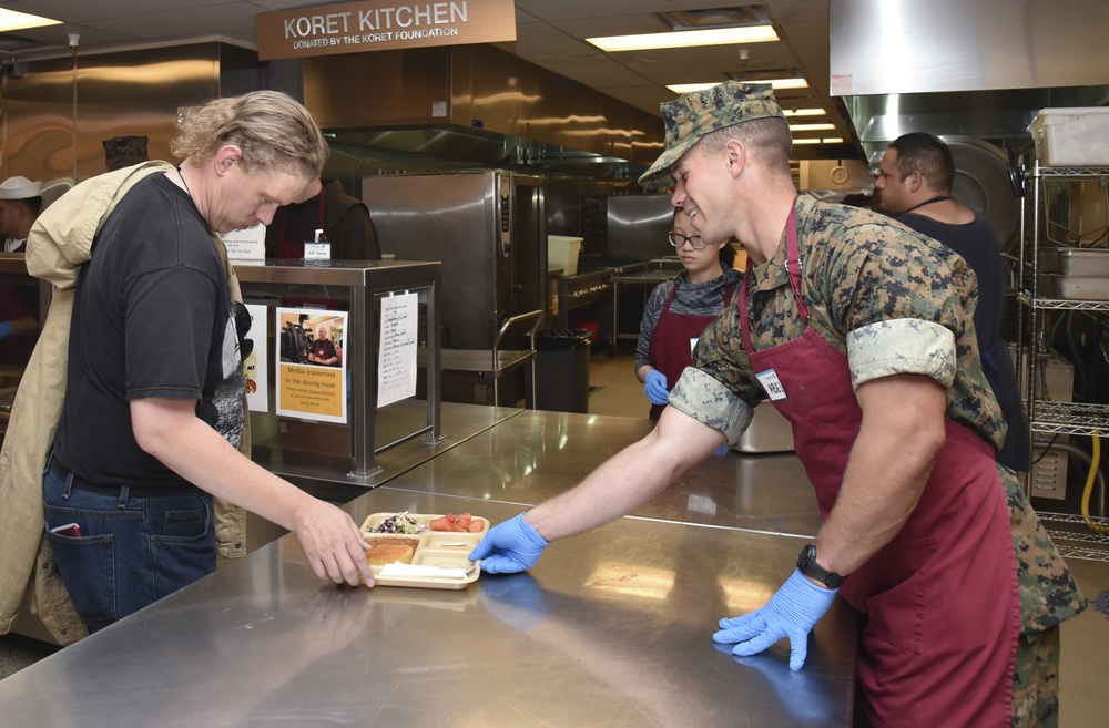 Sailors and Marines Volunteer at St. Anthony’s Kitchen